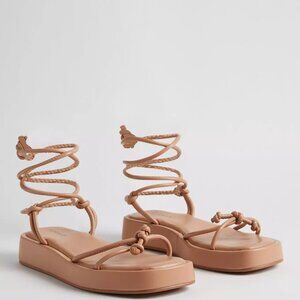 NWT Tan Torrid Tie Ankle Strappy Flatform Sandals size 10.5